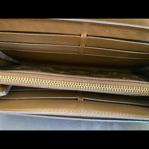 Louis Vuitton Monogram Elysee Havane Wallet - Picture 4 of 7